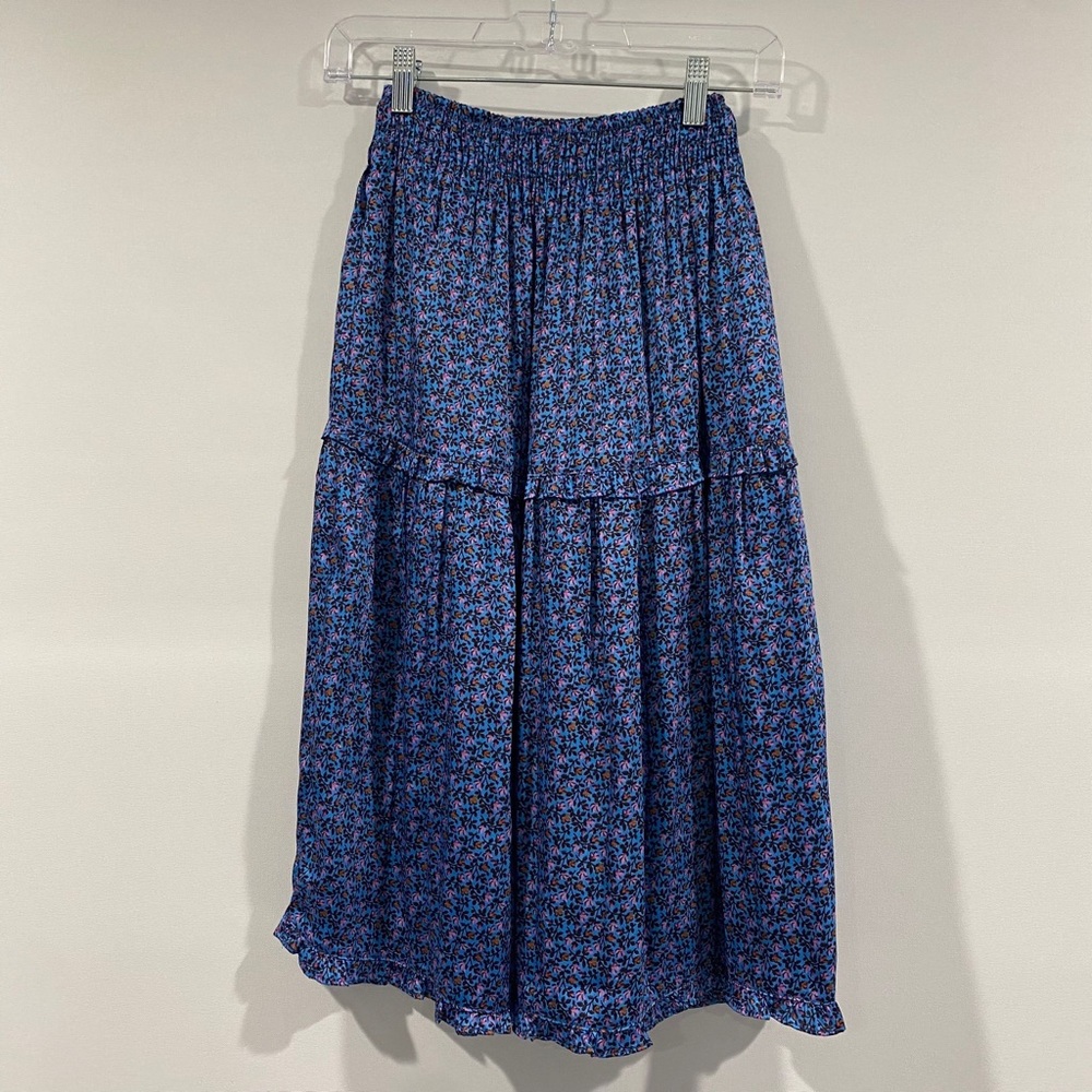 ZARA FLORAL TIERED MIDI SKIRT
GIRLS SIZE 13-14 BLUE